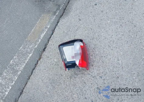 2023 Toyota Tacoma Sr5 V6 из США, поврежденный, VIN 3TMCZ5AN5PM599026